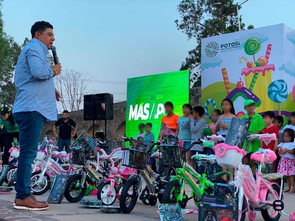 439874183_892199592916762_4397976808440047015_n