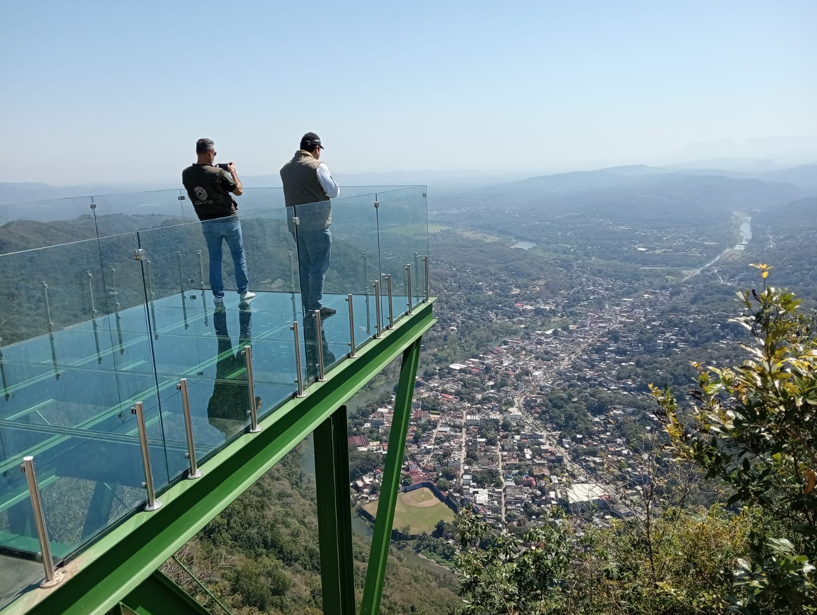 1b7d1ed8-88c3-4d28-86f7-8214215aeffd