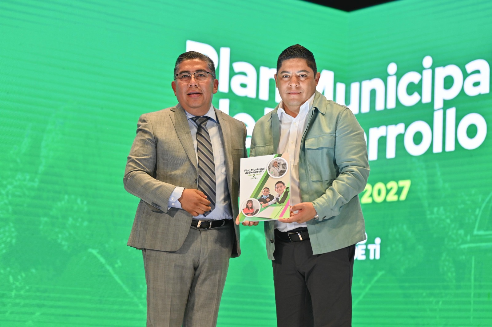 3081306b-f00a-48fe-93fa-15304a409653