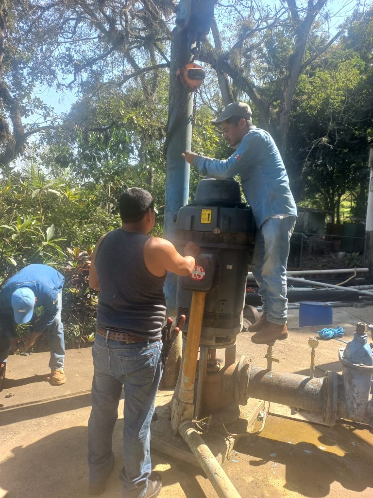 33fbf7c4-b400-4400-9fb8-f55150f72a1c