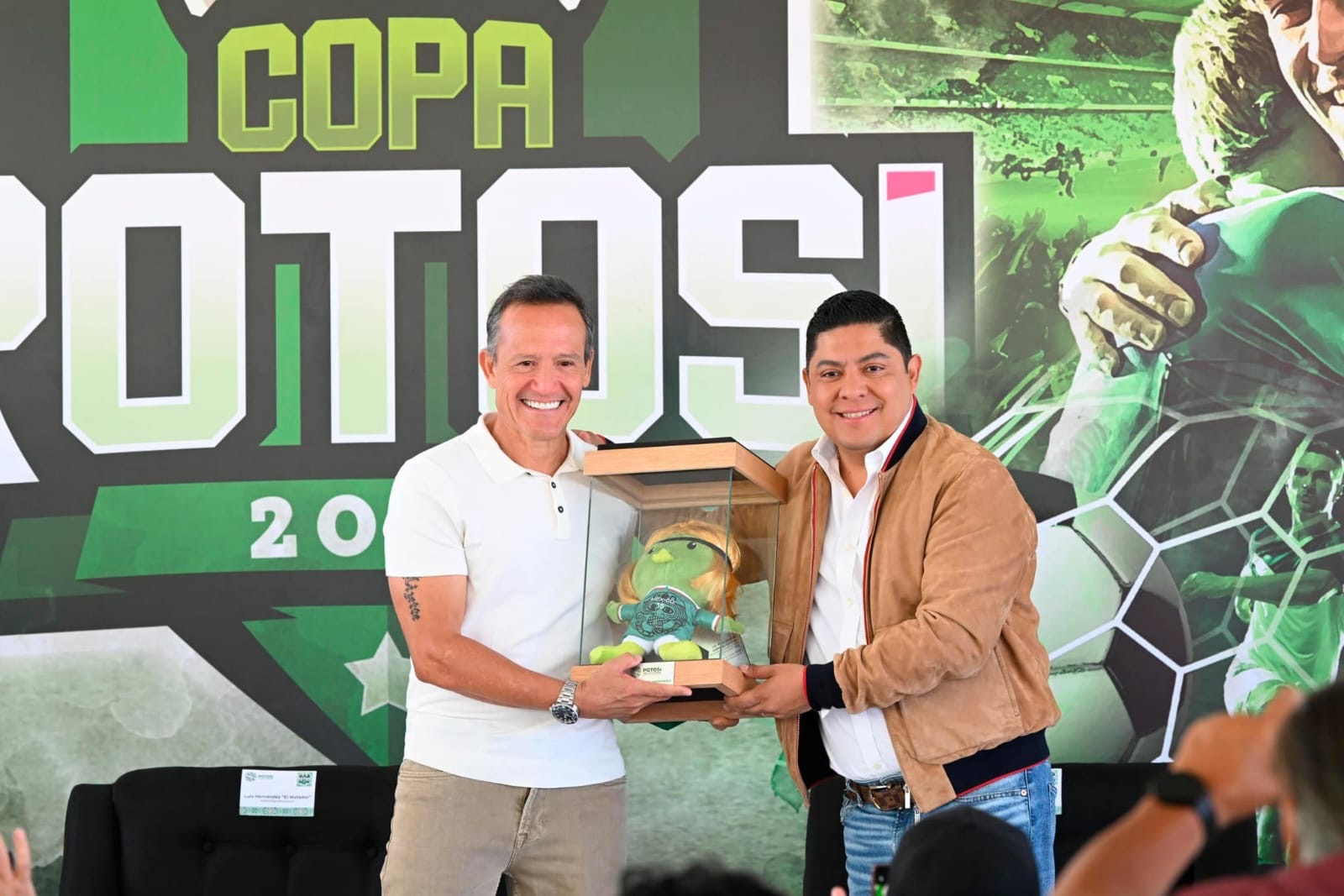 3fee26a1-b4db-4676-9c1c-508a2fa7ccad