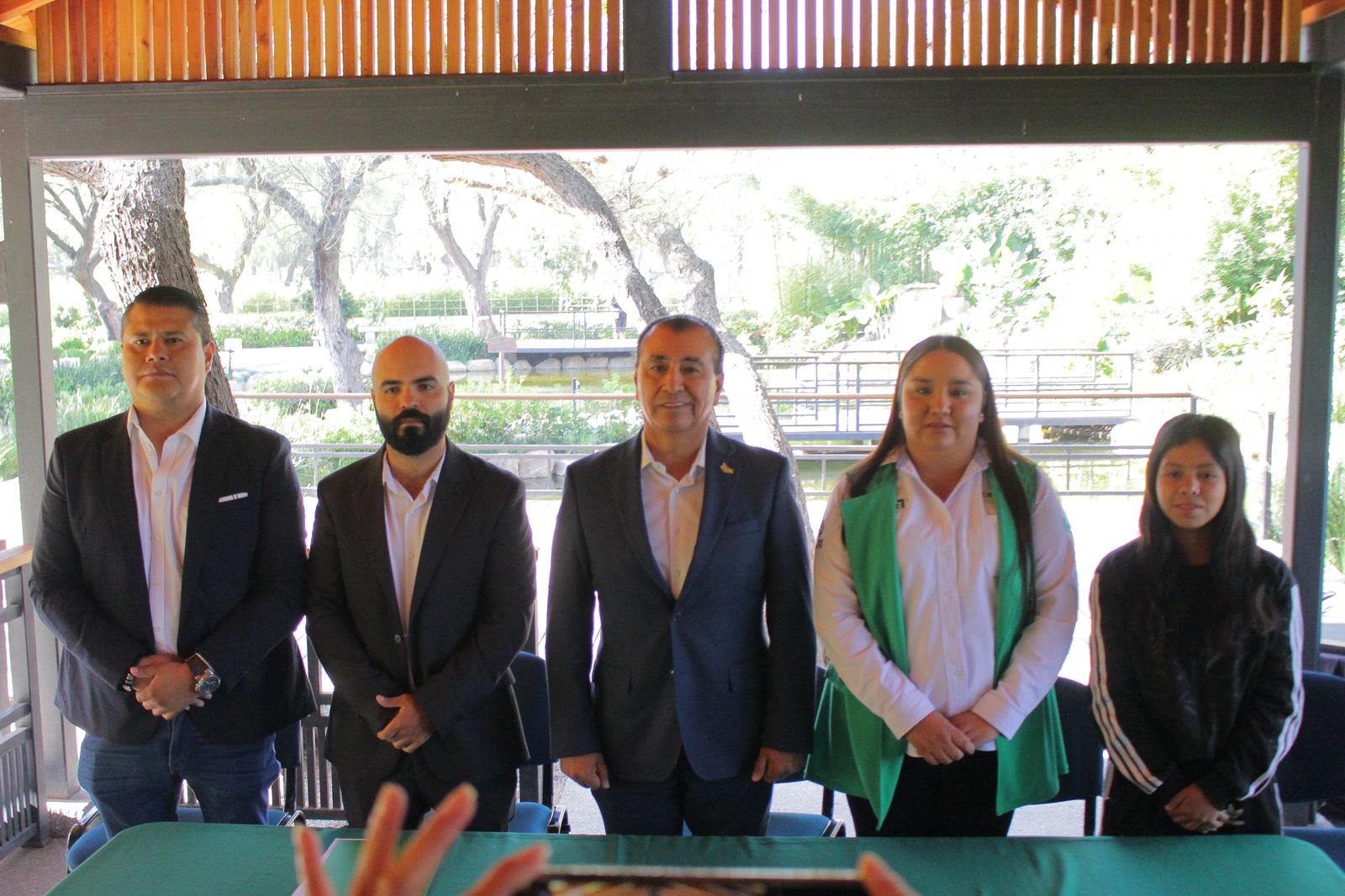 6d8c6b61-4425-47c2-acab-613f62a72e37