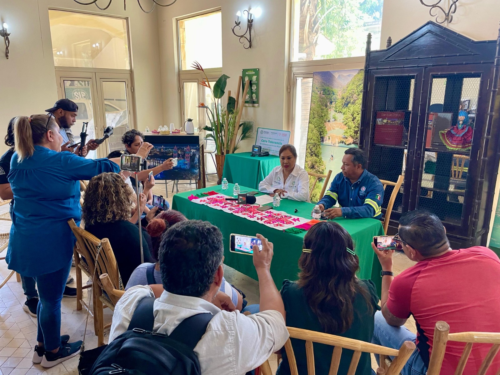 23d45bcd-06a3-44b1-8991-f767cad477bd