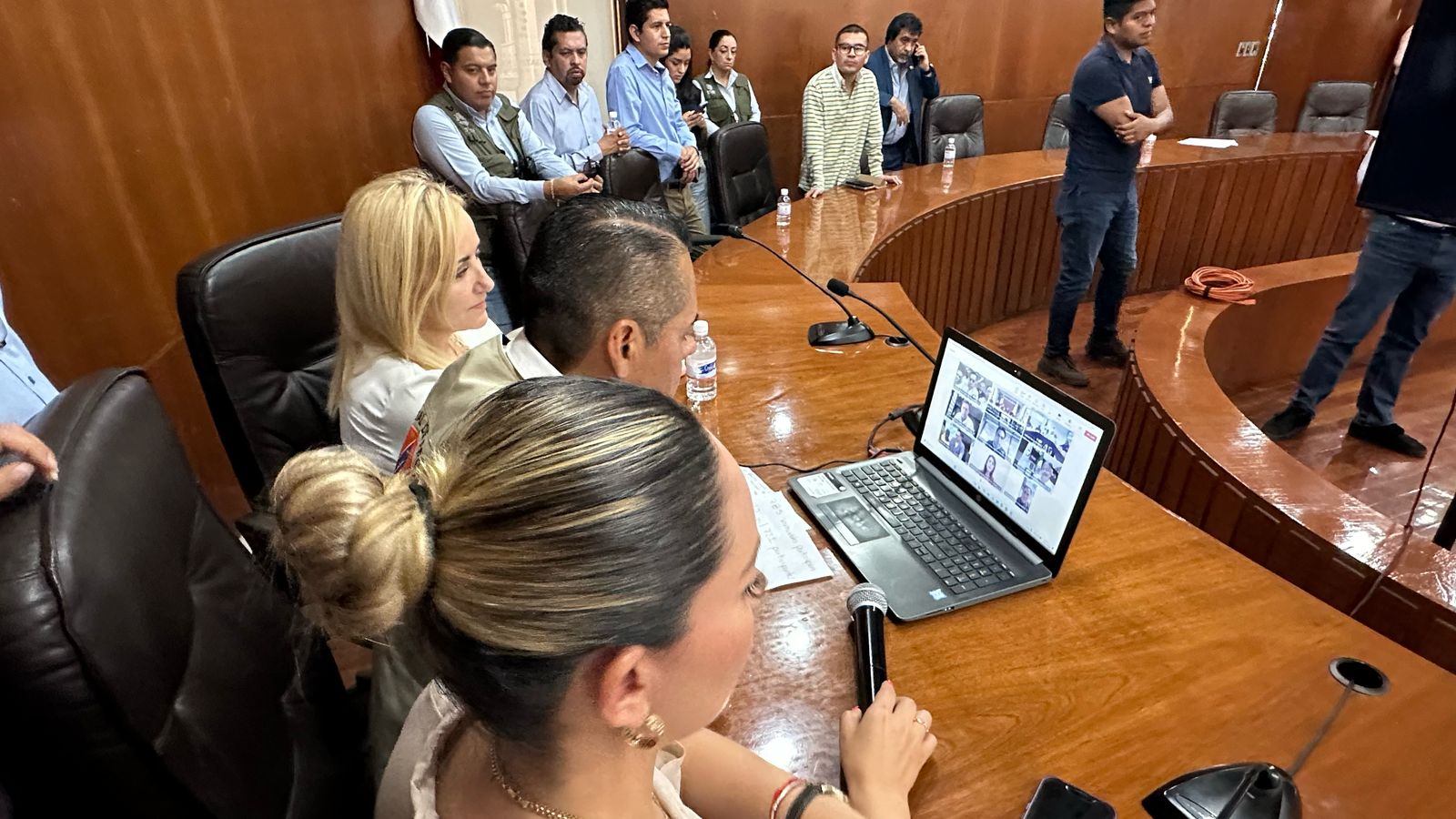 7ffec801-e8df-4207-8d3b-af3a48844f0e