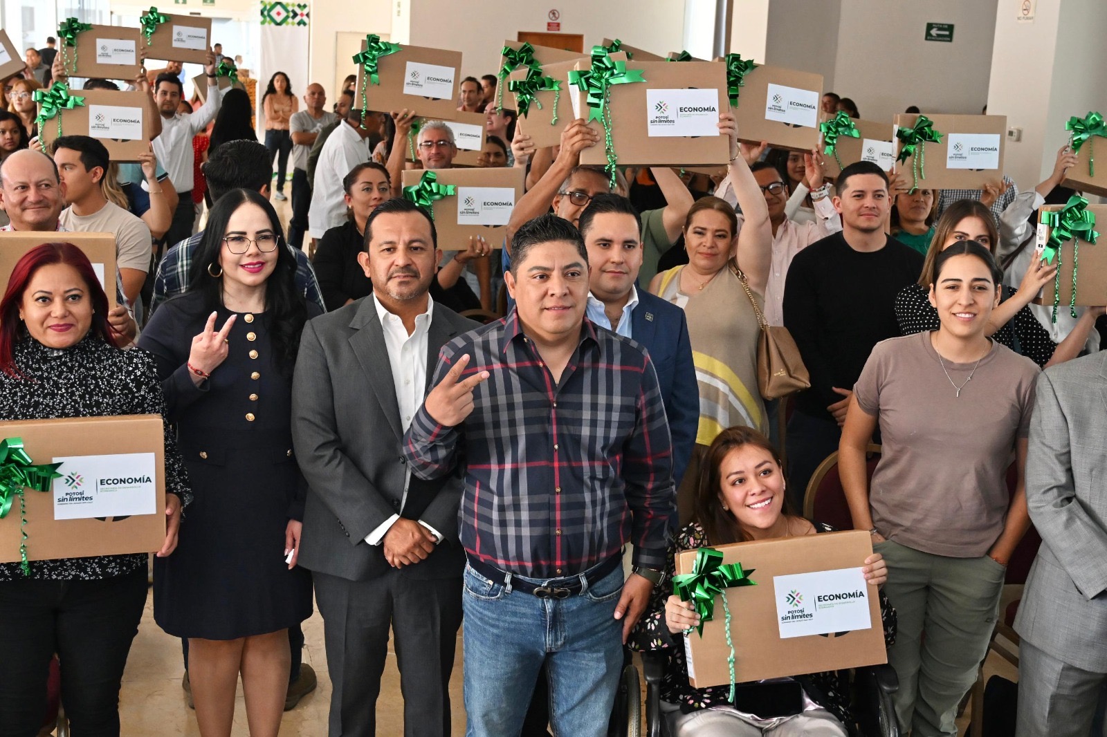 3096986f-0ec5-4fd4-bae1-65083f1f4989