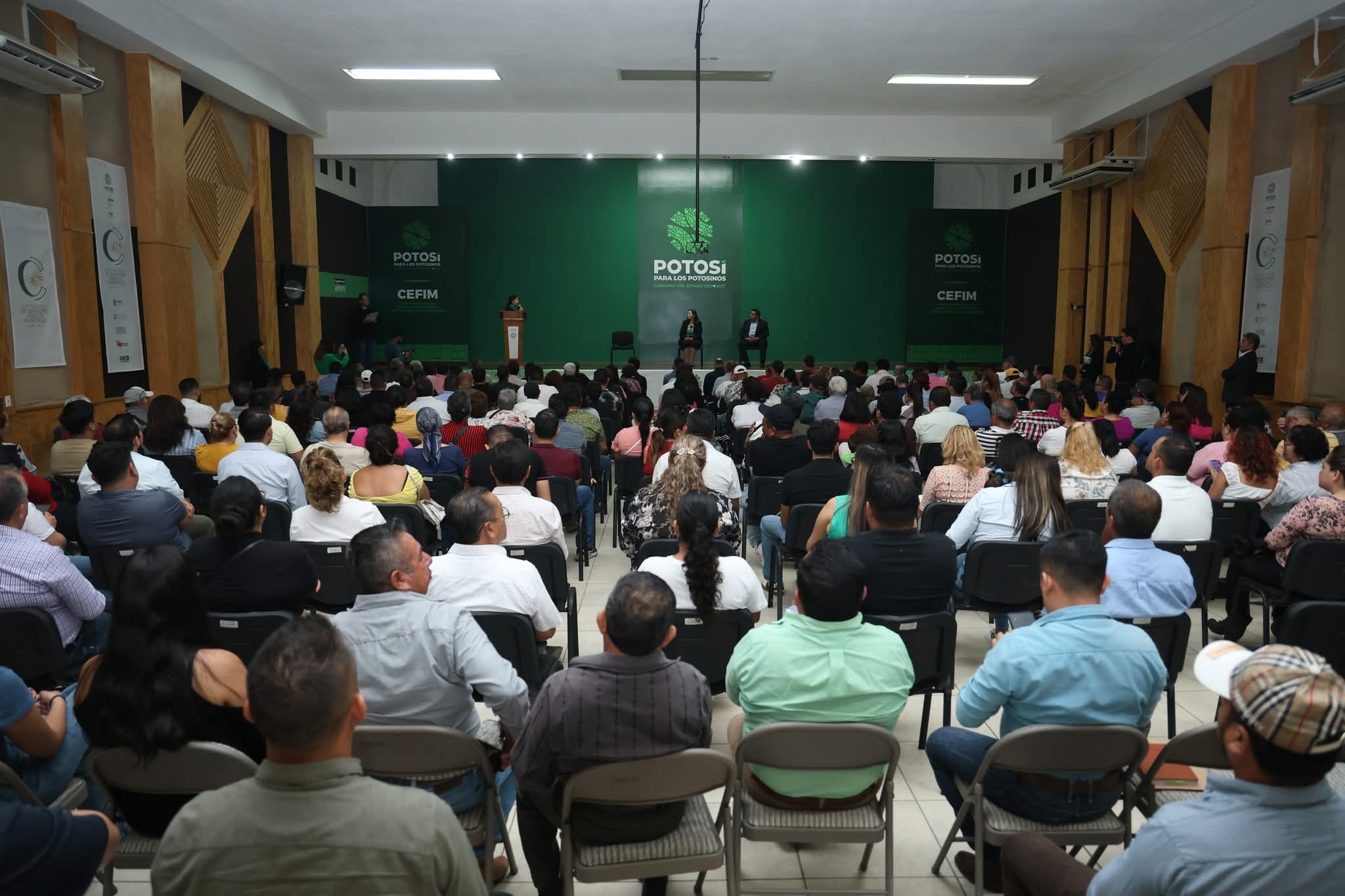 0f62bb52-f92c-4633-afb7-7fe633bc30c7