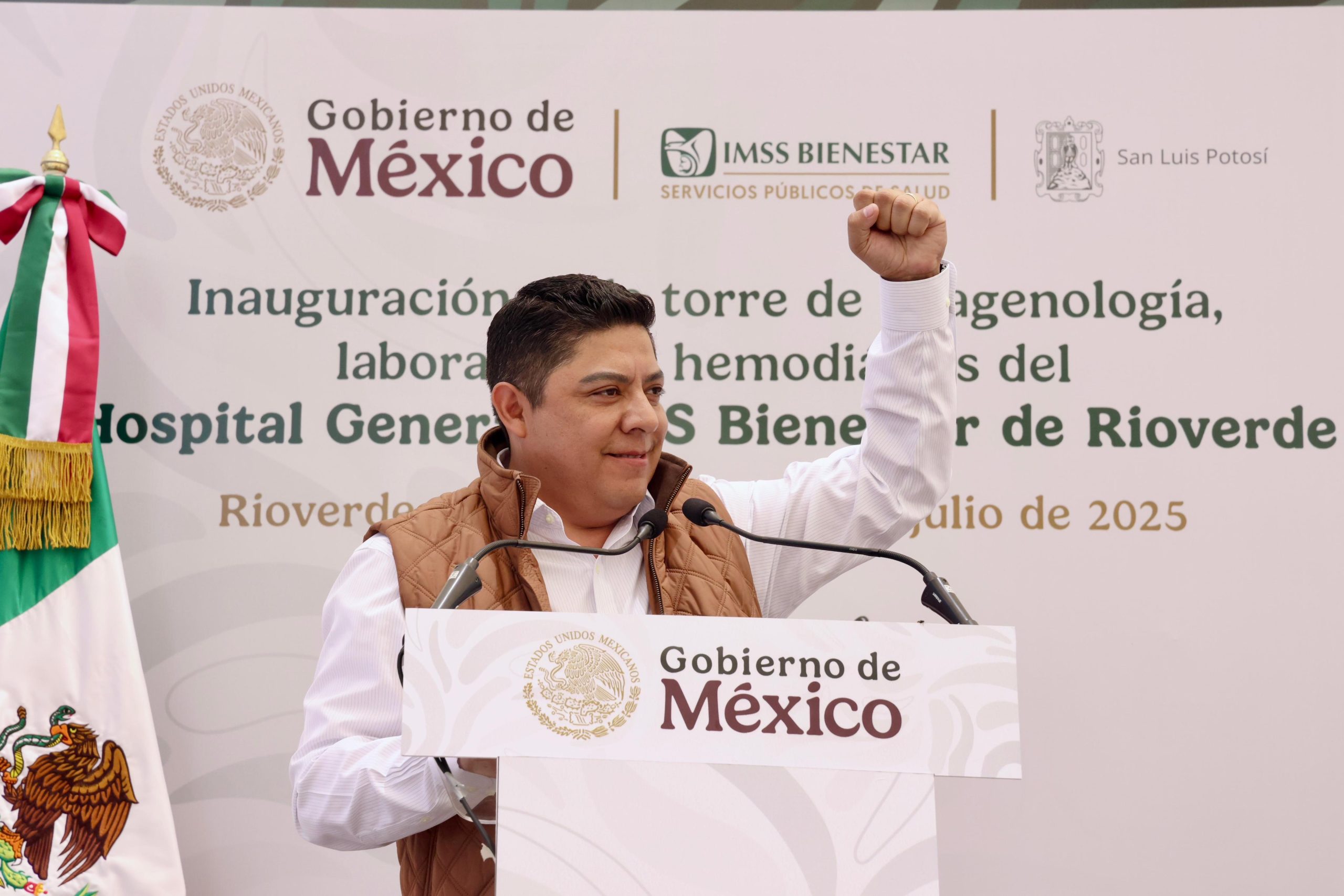 109c813f-9fe7-4f77-873c-6d7cda977b9e