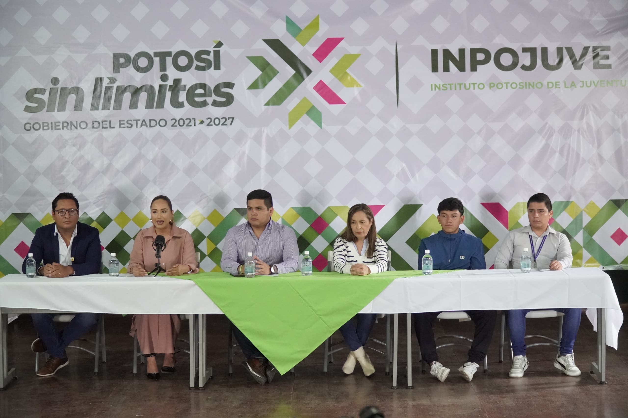 6345f050-a673-4c84-b1be-f8b33661dc87