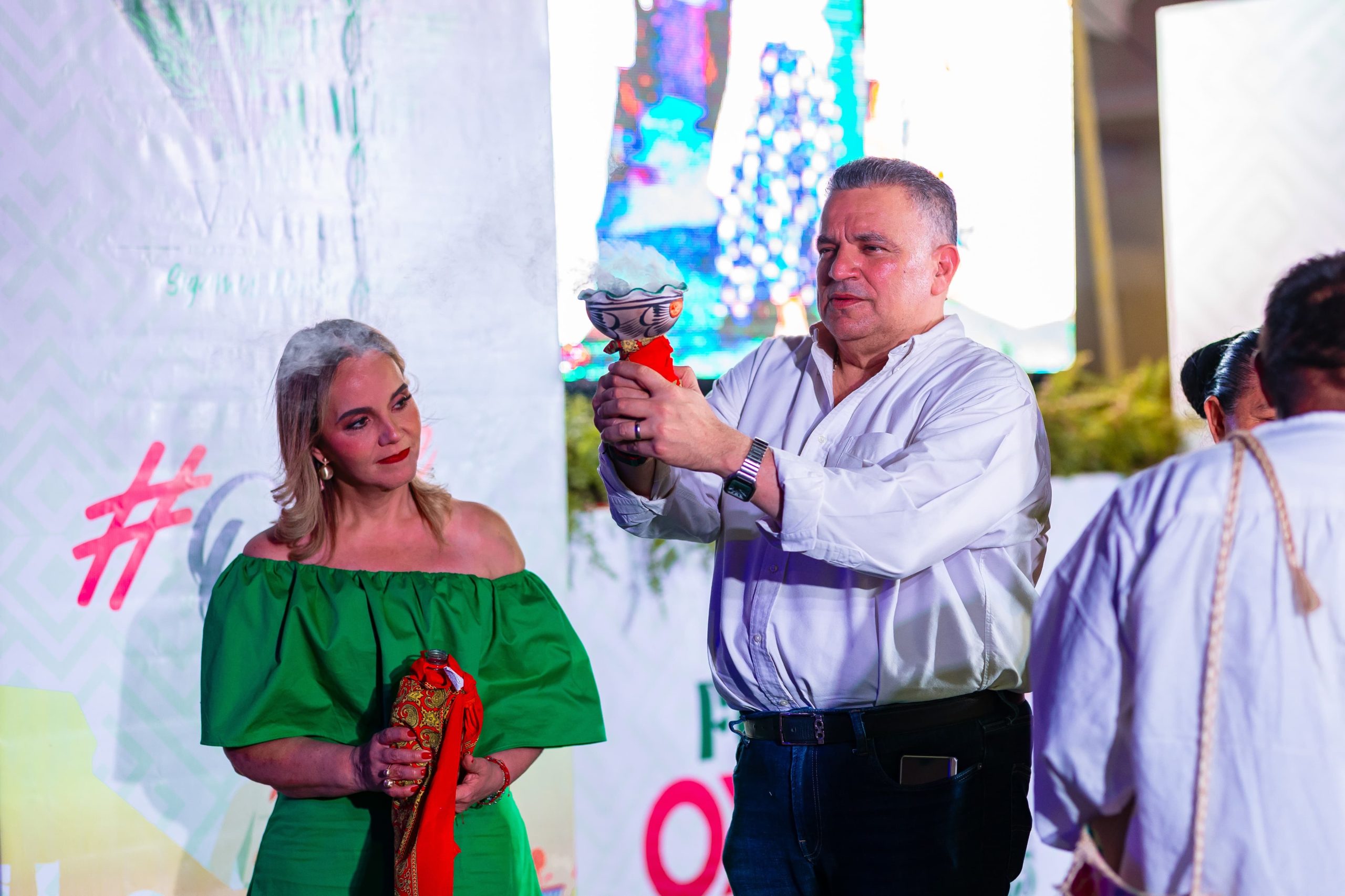 6eea9152-e3df-4b3c-a427-aa3e3816d7d9