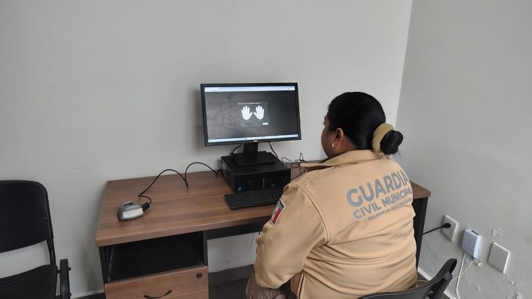 14ec3632-be52-4591-a045-4c105325fe21