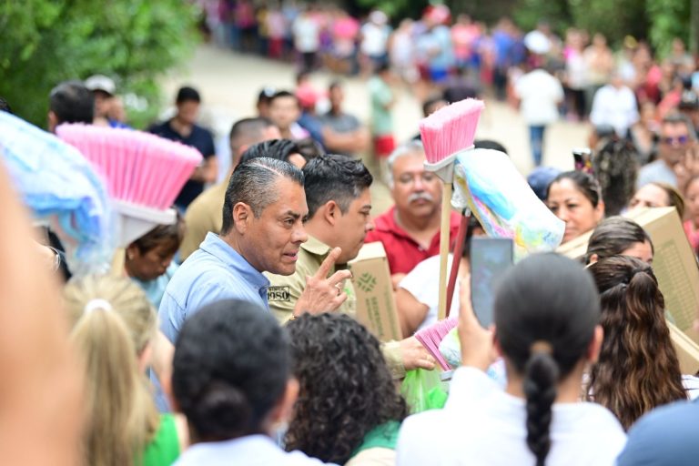 19c2a843-013b-46fa-90a5-124535b7ae4f