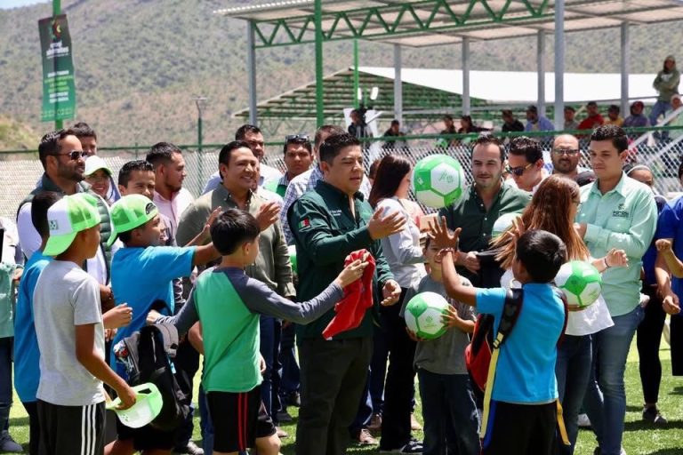 3ff27885-f569-494a-b586-70edb0ee0c66