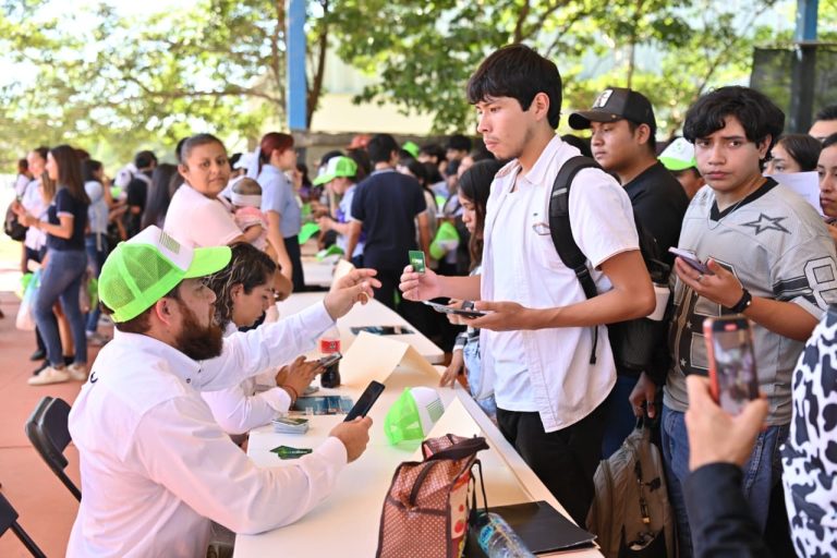 e8d3137e-d365-49d8-aedf-38442cbbab72