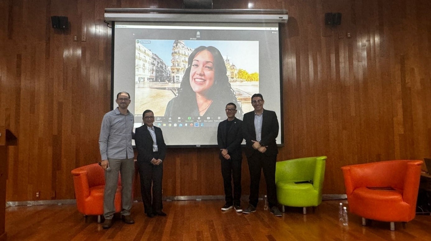 7a8b5d42-8699-438c-851c-766129aafe9e